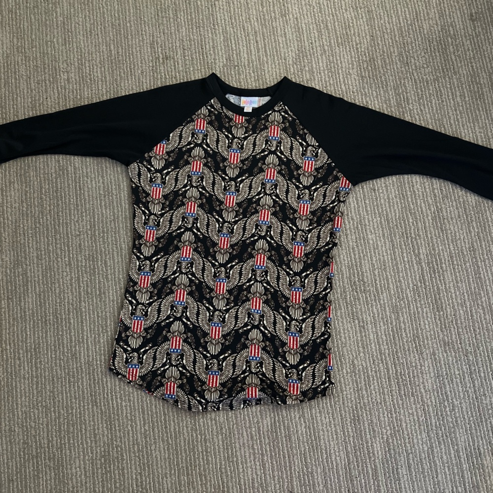 LuLaRoe “Randy” Tee - Americana / Presidential Seal